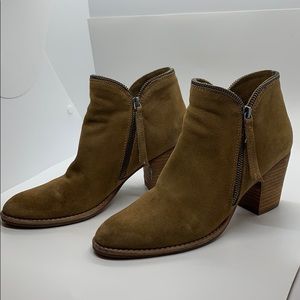Dolce Vita Camel Zipper Bootie 8